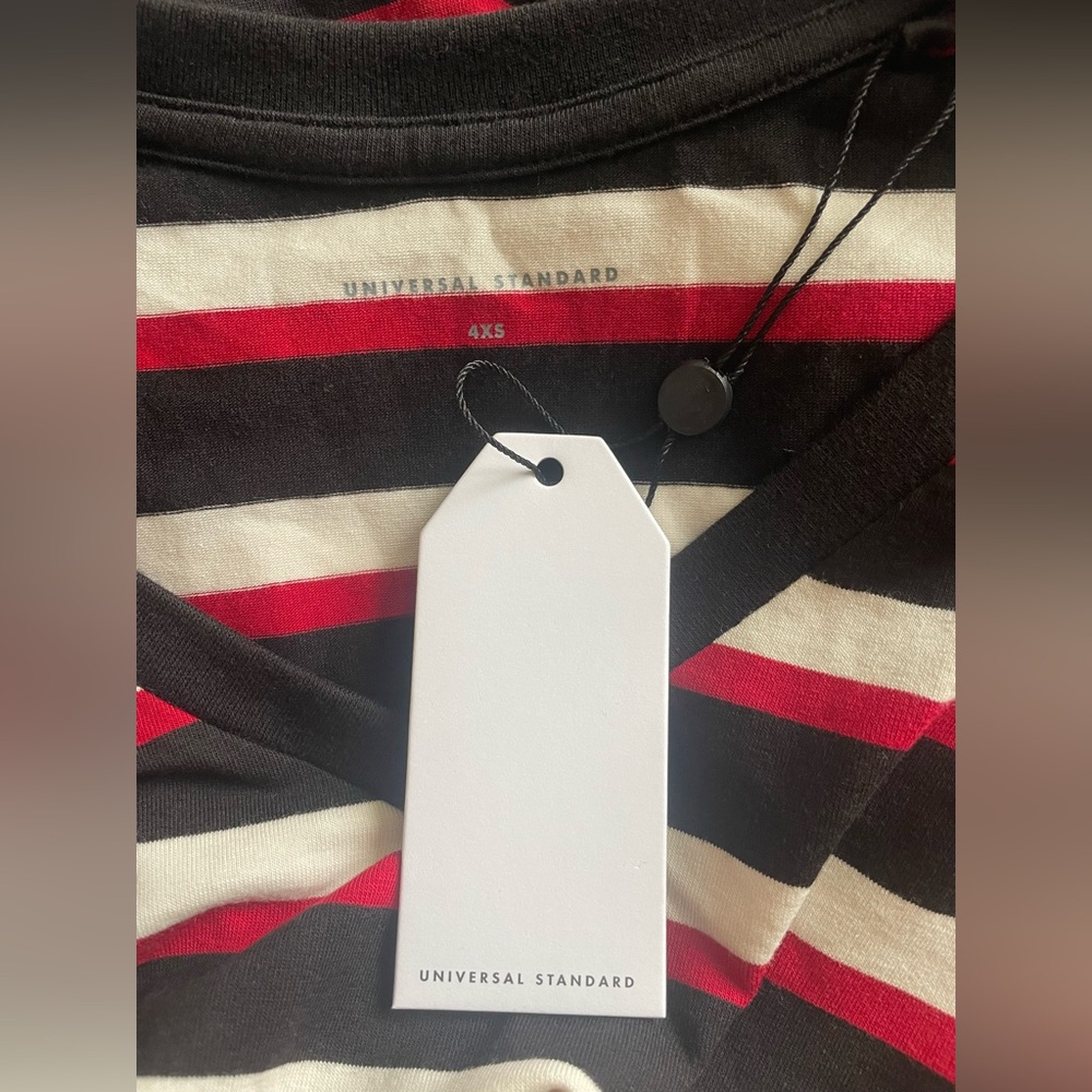 New Universal Standard Black Red White Striped V Neck Long Sleeve Tee Rex 4XS - Picture 6 of 10